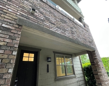 590 Boulder Circle - Photo Thumbnail 1