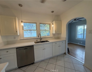 6341 Palm - Photo Thumbnail 3