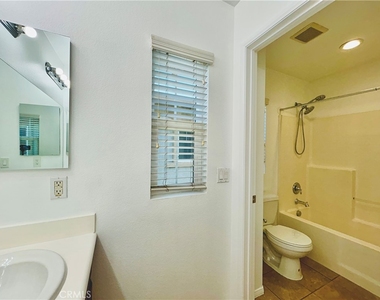 14602 Longwood - Photo Thumbnail 25