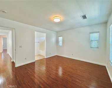 14602 Longwood - Photo Thumbnail 19