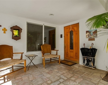 1746 N Vallejo Way - Photo Thumbnail 5