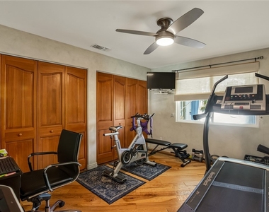1746 N Vallejo Way - Photo Thumbnail 23