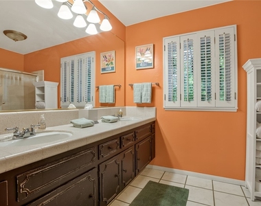 1746 N Vallejo Way - Photo Thumbnail 27
