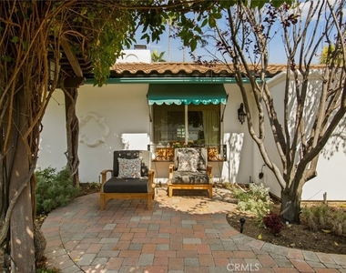 1746 N Vallejo Way - Photo Thumbnail 4