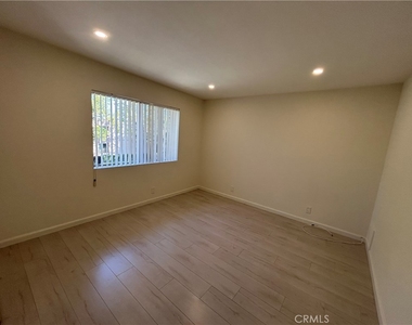 521 Concord Street - Photo Thumbnail 4