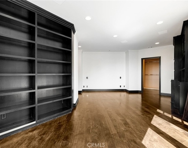 4119 Dundee - Photo Thumbnail 27