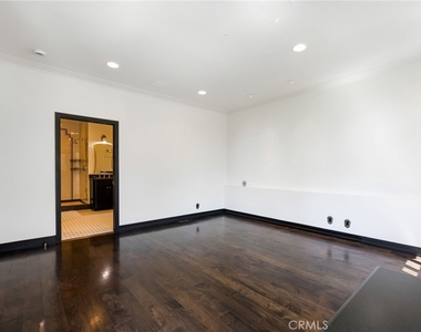 4119 Dundee - Photo Thumbnail 20