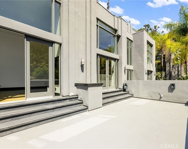 4119 Dundee - Photo Thumbnail 8