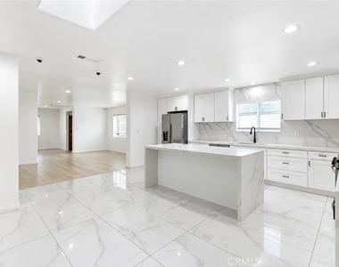 7035 Calhoun Avenue - Photo Thumbnail 1
