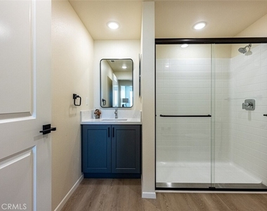 4064 Live Oak - Photo Thumbnail 12