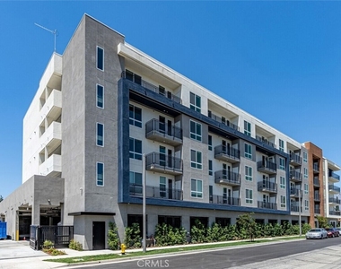 4064 Live Oak - Photo Thumbnail 1