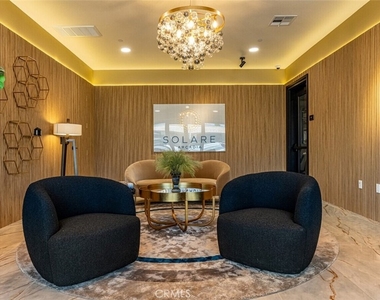 4064 Live Oak - Photo Thumbnail 2