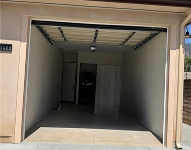 1140 W Donington Street - Photo Thumbnail 18