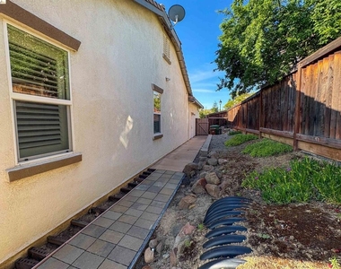 2497 Winged Foot Road - Photo Thumbnail 27