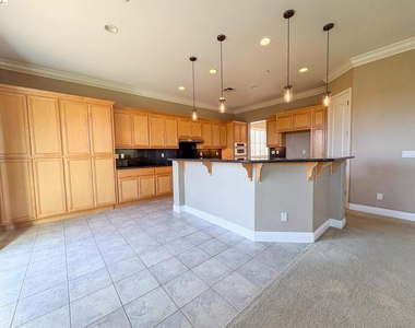 2497 Winged Foot Road - Photo Thumbnail 4
