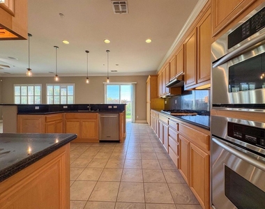 2497 Winged Foot Road - Photo Thumbnail 6