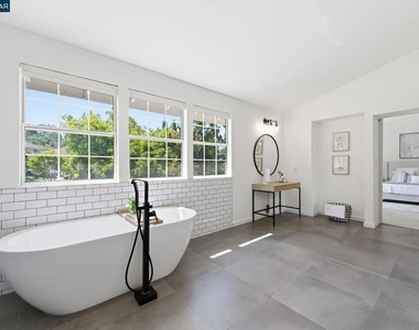 601 Ambience Way - Photo Thumbnail 27