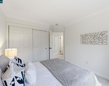 601 Ambience Way - Photo Thumbnail 34