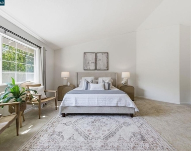 601 Ambience Way - Photo Thumbnail 20