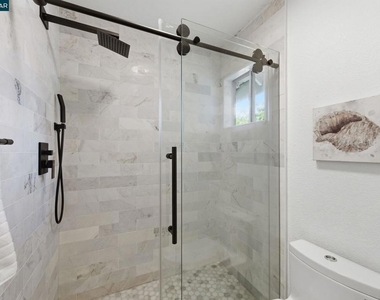 601 Ambience Way - Photo Thumbnail 30