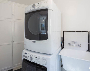 2117 Alcyona Drive - Photo Thumbnail 3