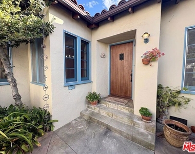 842 E Walnut Avenue - Photo Thumbnail 34