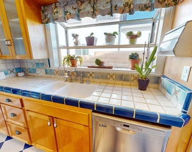 842 E Walnut Avenue - Photo Thumbnail 10