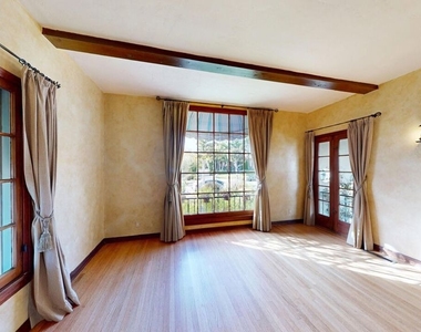 842 E Walnut Avenue - Photo Thumbnail 2