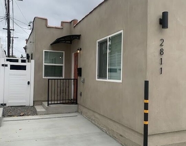 2811 W 46th Street - Photo Thumbnail 9