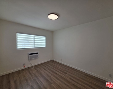 1411 Innes Place - Photo Thumbnail 27