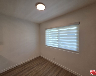 1411 Innes Place - Photo Thumbnail 58