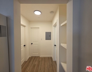 1411 Innes Place - Photo Thumbnail 22