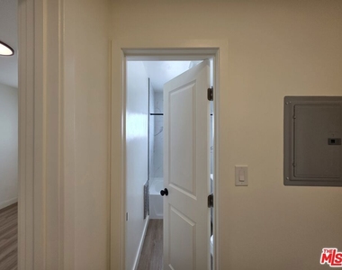 1411 Innes Place - Photo Thumbnail 44