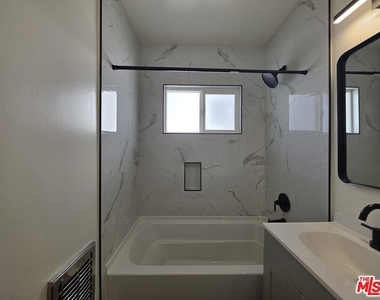 1411 Innes Place - Photo Thumbnail 48