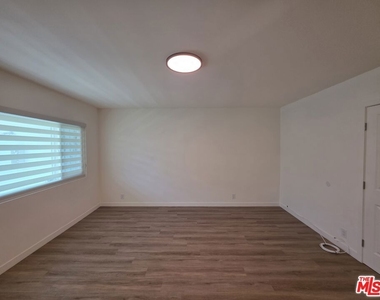 1411 Innes Place - Photo Thumbnail 56
