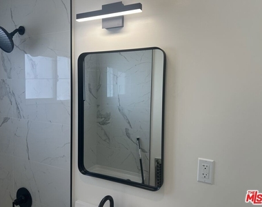 1411 Innes Place - Photo Thumbnail 21