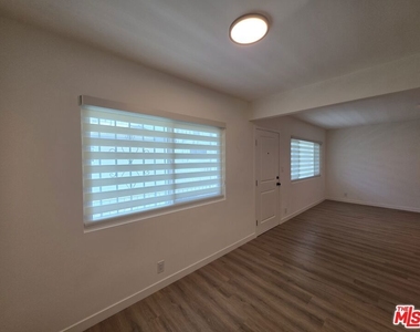 1411 Innes Place - Photo Thumbnail 60