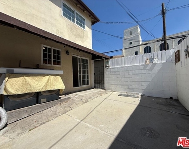 7174 Valmont Street - Photo Thumbnail 15