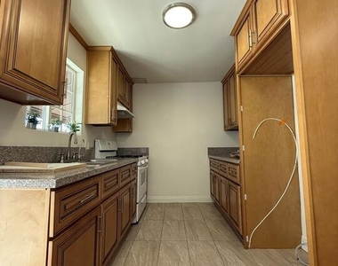 7174 Valmont Street - Photo Thumbnail 2