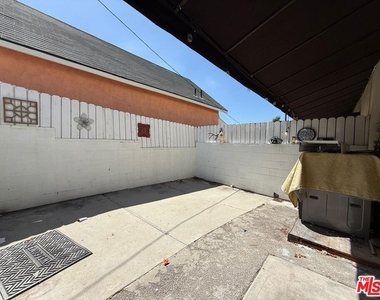 7174 Valmont Street - Photo Thumbnail 16