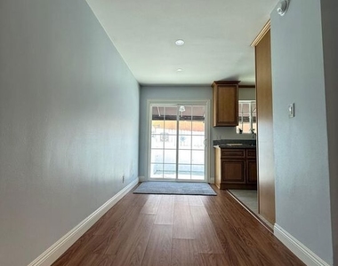 7174 Valmont Street - Photo Thumbnail 3