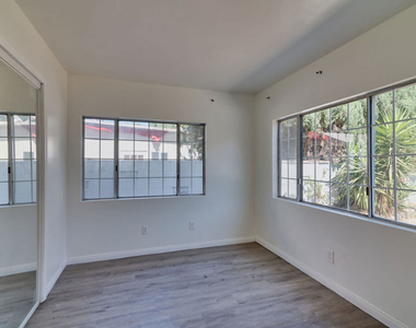 15013 Hartsook Street - Photo Thumbnail 33