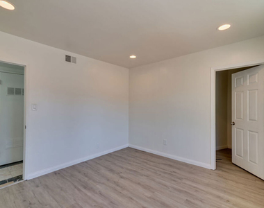 15013 Hartsook Street - Photo Thumbnail 29