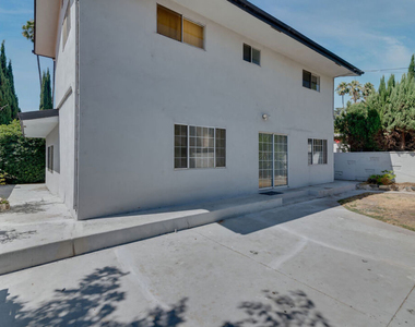 15013 Hartsook Street - Photo Thumbnail 36