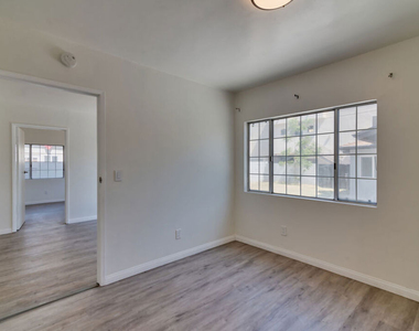 15013 Hartsook Street - Photo Thumbnail 16