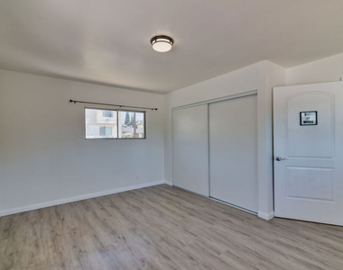 15013 Hartsook Street - Photo Thumbnail 34