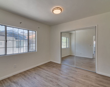 15013 Hartsook Street - Photo Thumbnail 15
