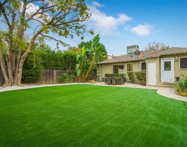 4437 Vantage Avenue - Photo Thumbnail 1