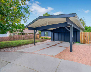 4437 Vantage Avenue - Photo Thumbnail 13