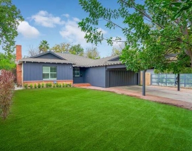 4437 Vantage Avenue - Photo Thumbnail 12